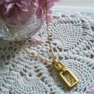 VINTAGE🌸 70s MATT GOLD TONE RECTANGULAR SQUARE NECKLACE
